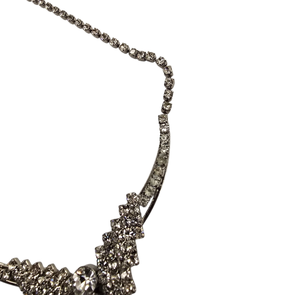 Silver Tone V Rhinestone Necklace - Picture 4 of 9